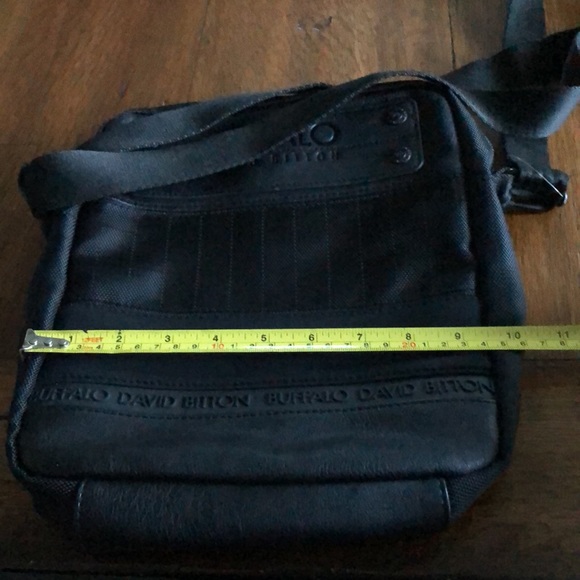 David Bitton Buffalo Man crossbody travel bag - Picture 15 of 16